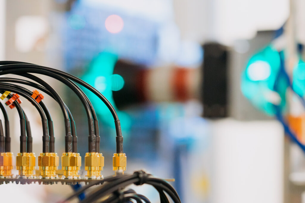 Analog Optical Computing for AI and Optimization: Strategic Insights and Applications in 2025