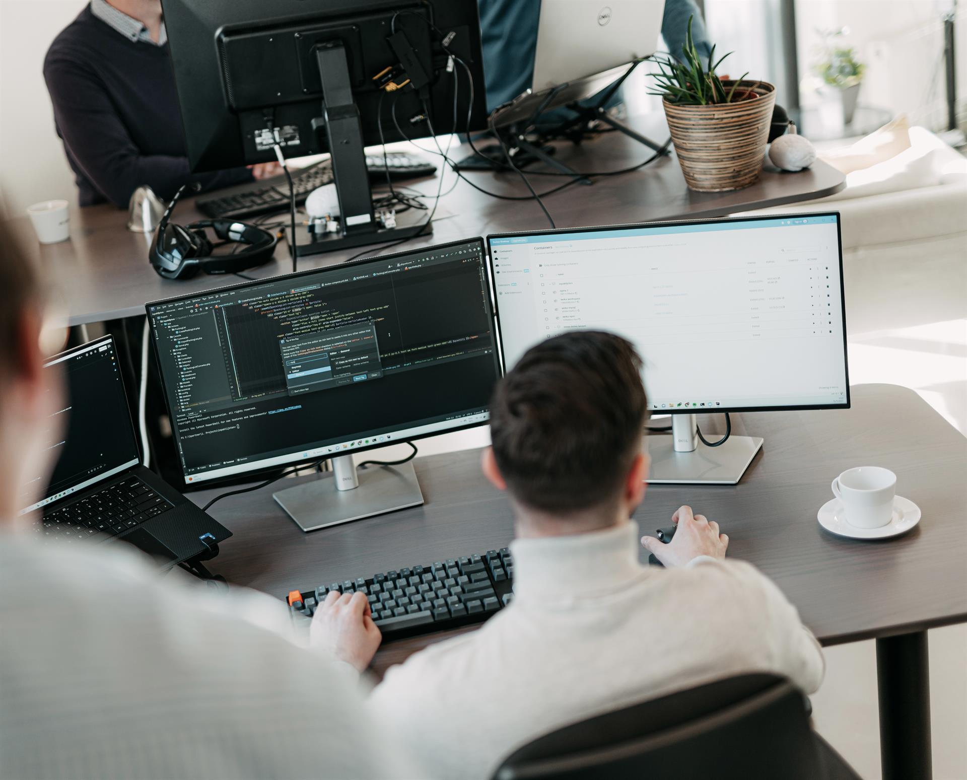 Autonomous AI Agents Revolutionizing Robo-Advisors and Portfolio Management in 2025