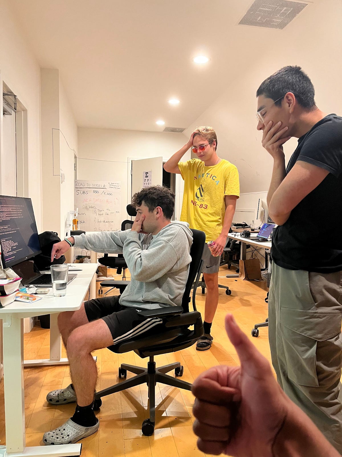 Delphi and the Rise of Personalized AI Agents: Strategic Implications for Business and Economics in 2025